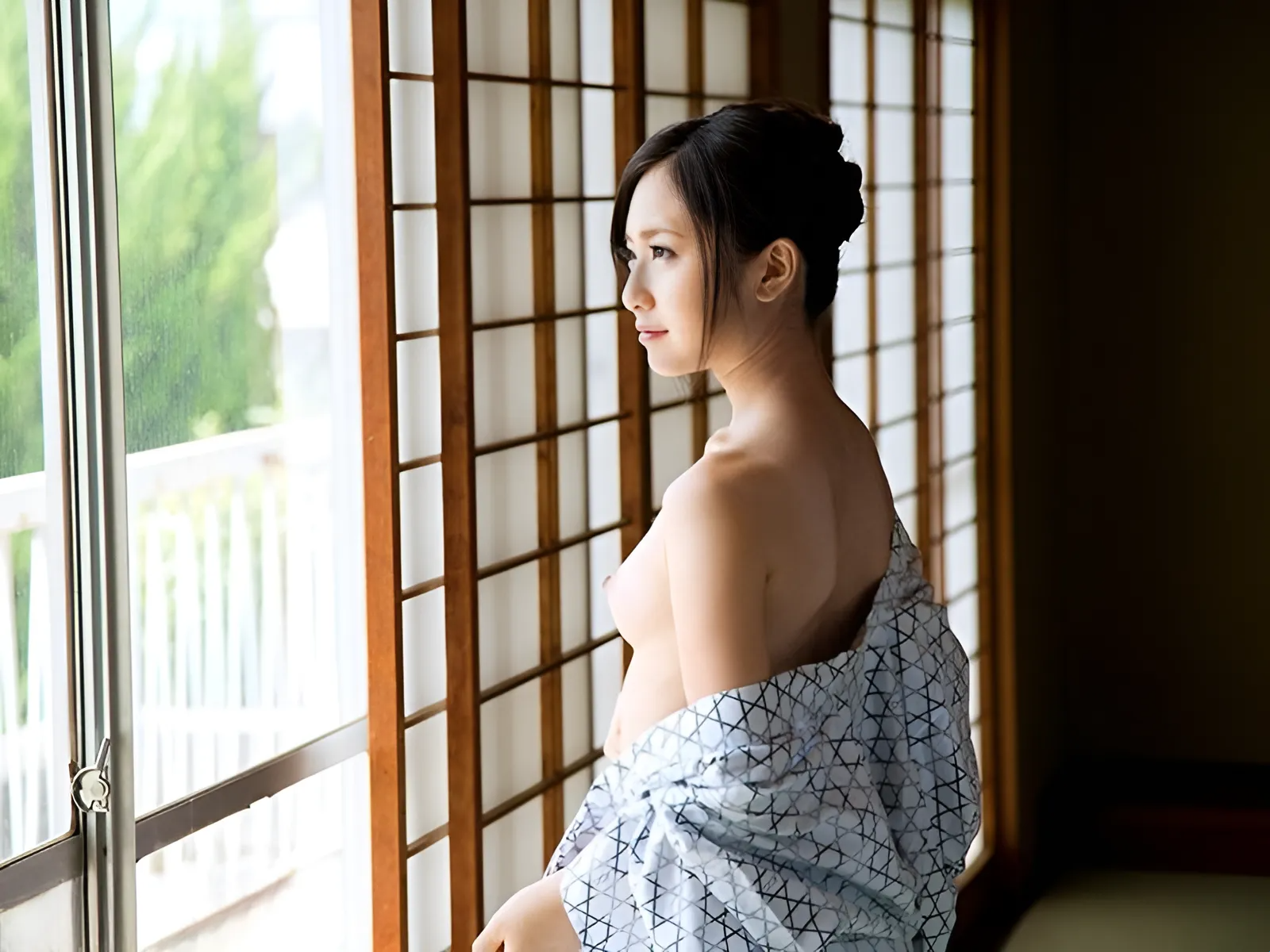 ABP-075 和我最好朋友的妻子一起度過了2天1夜